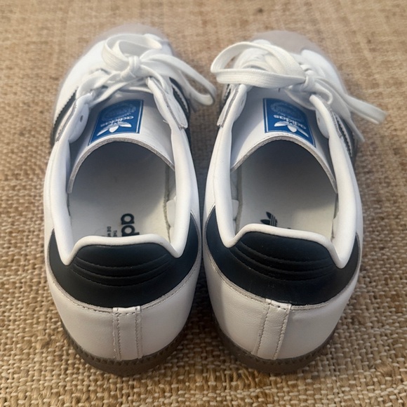 NEW Adidas Samba OG White and Light Gray Sneaker Men's 9.5 - Picture 4 of 6